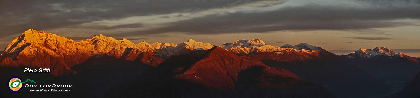 87 Tramonto sulle cime dal Legnone allo Zuccone Campelli.jpg